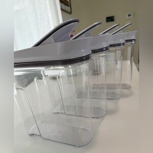Lot of 4 OXO cereal or dry goods storage 3.4l each